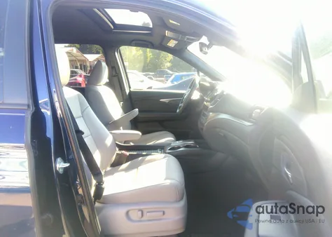 2021 Honda Passport Awd Ex-L z USA, uszkodzony, nr VIN 5FNYF8H53MB005376